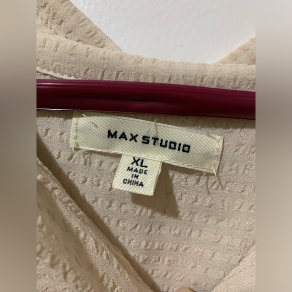 Max Studio Cream Button Up - Picture 3 of 4